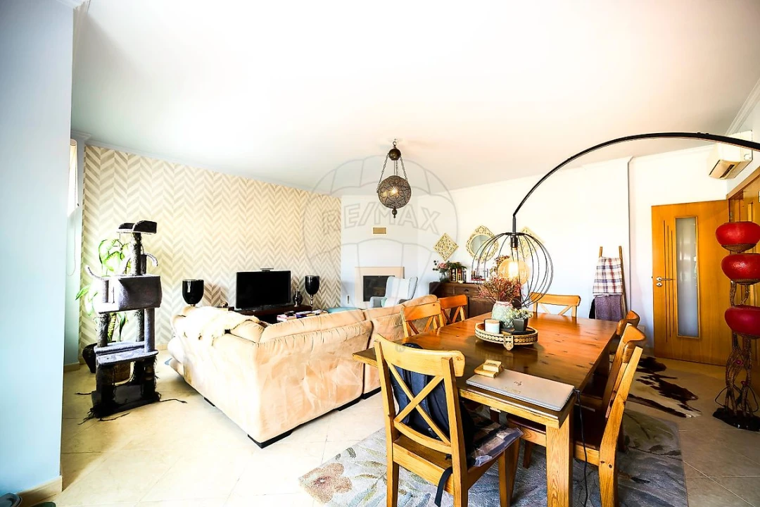 Apartamento T2 para Venda em Samora Correia Foto 12