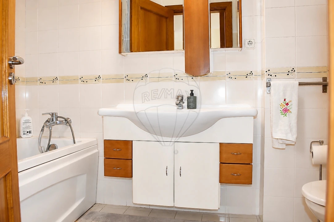 Apartamento T1 para Venda em Alenquer (Santo Estêvão e Triana) Foto 11