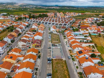 Moradia T3 para Venda em Alenquer (Santo Estêvão e Triana)