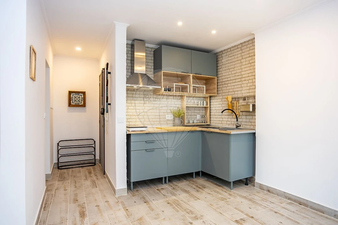 Apartamento T0 para Venda em Costa da Caparica Foto 14