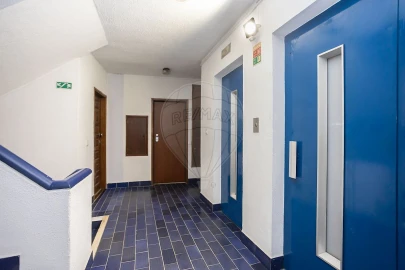 Apartamento T0 para Venda em Costa da Caparica