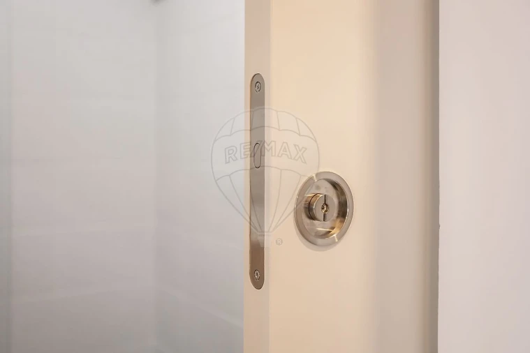 Apartamento T0 para Venda em Costa da Caparica Foto 5