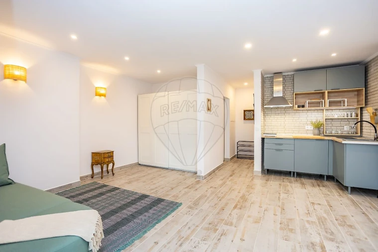 Apartamento T0 para Venda em Costa da Caparica Foto 15