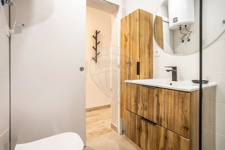 Apartamento T0 para Venda em Costa da Caparica Foto 7