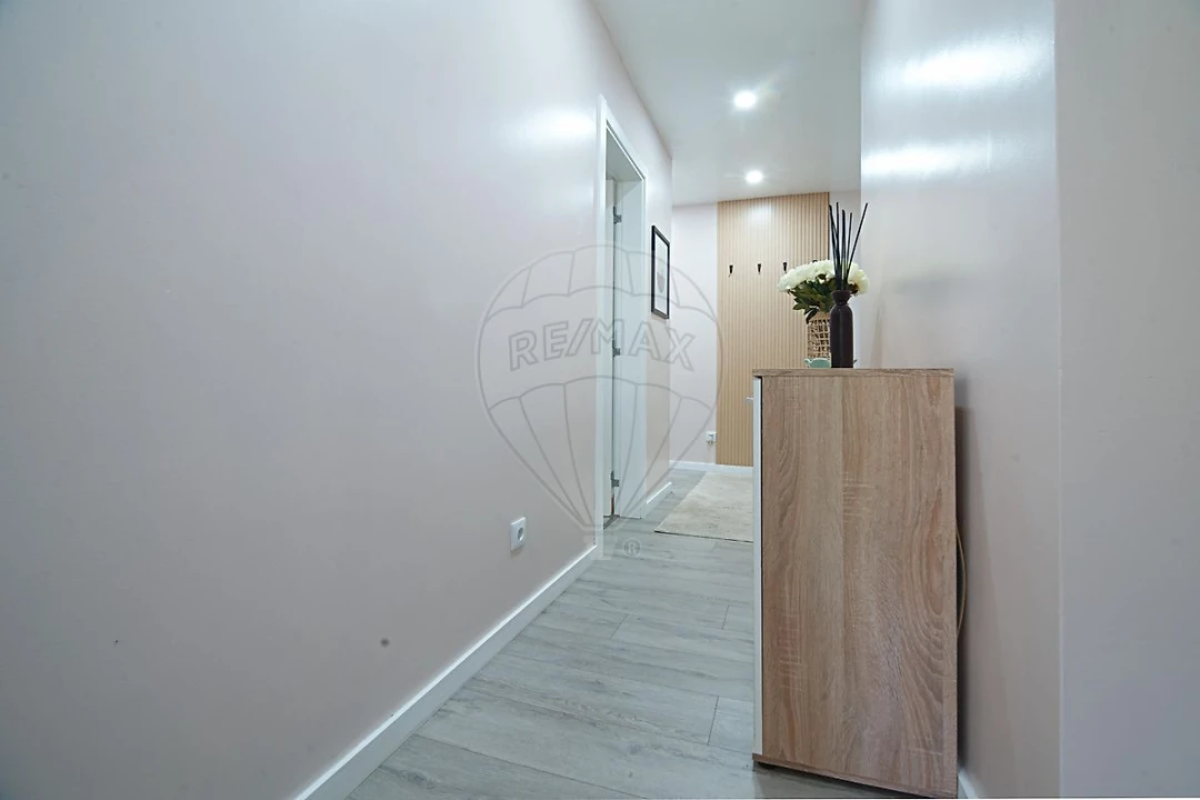 Apartamento T2 para Venda em Seixal, Arrentela e Aldeia de Paio Pires Foto 15