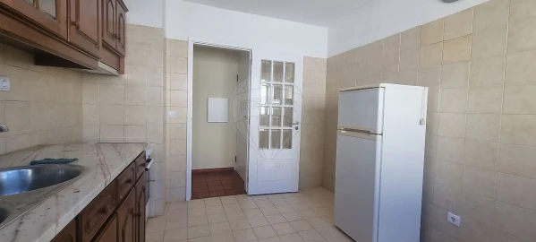 Apartamento T1 para Arrendamento em Vilar de Andorinho