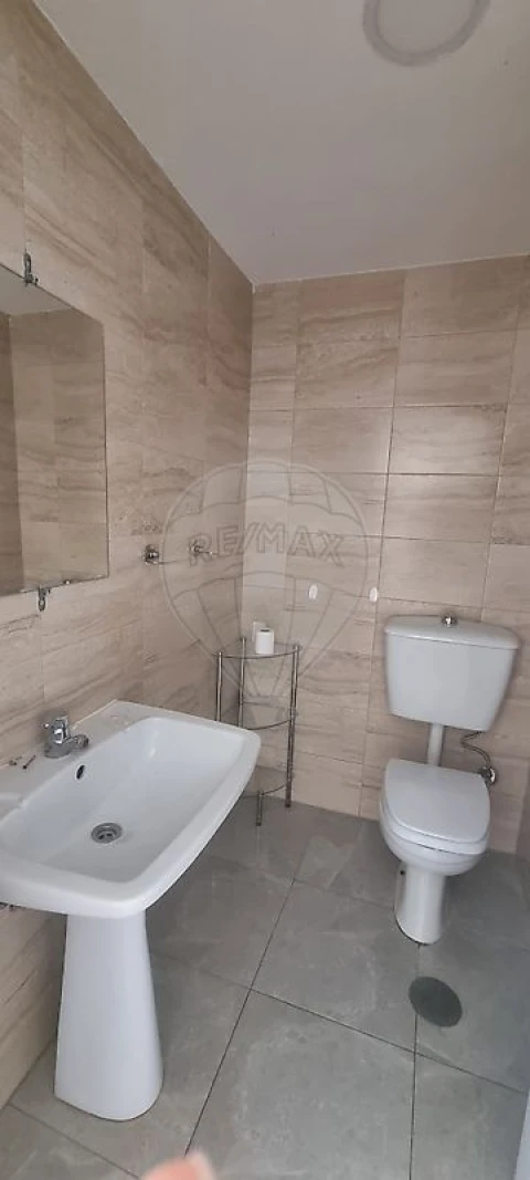 Apartamento T1 para Arrendamento em Vilar de Andorinho