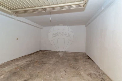 Garagem para Venda em Tavarede