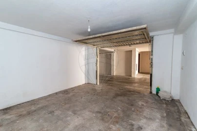 Garagem para Venda em Tavarede