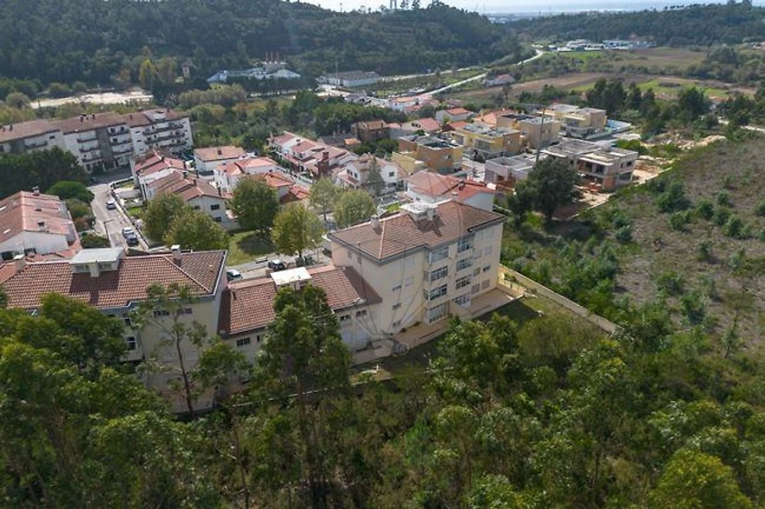 Garagem para Venda em Tavarede Foto 6