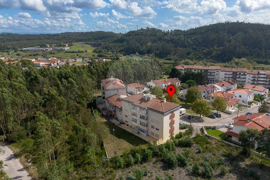 Garagem para Venda em Tavarede Foto 1