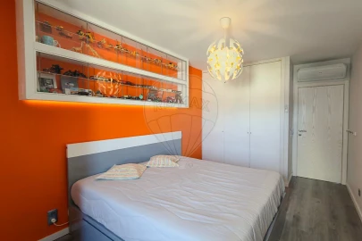 Apartamento T4 para Venda em Benedita