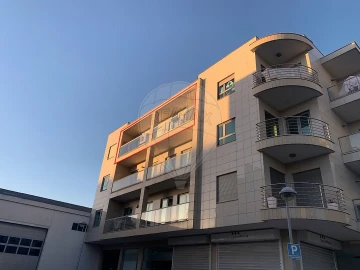 Apartamento T4 para Venda em Benedita