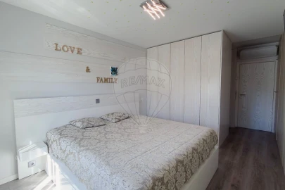 Apartamento T4 para Venda em Benedita