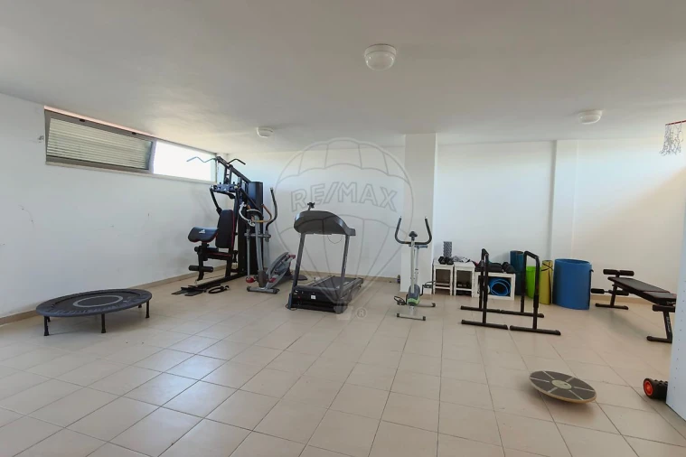 Apartamento T4 para Venda em Benedita Foto 39