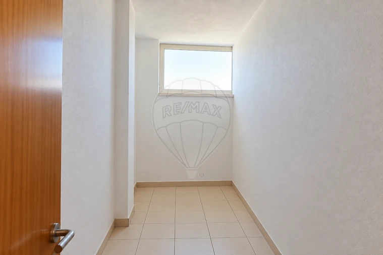 Apartamento T4 para Venda em Benedita Foto 38