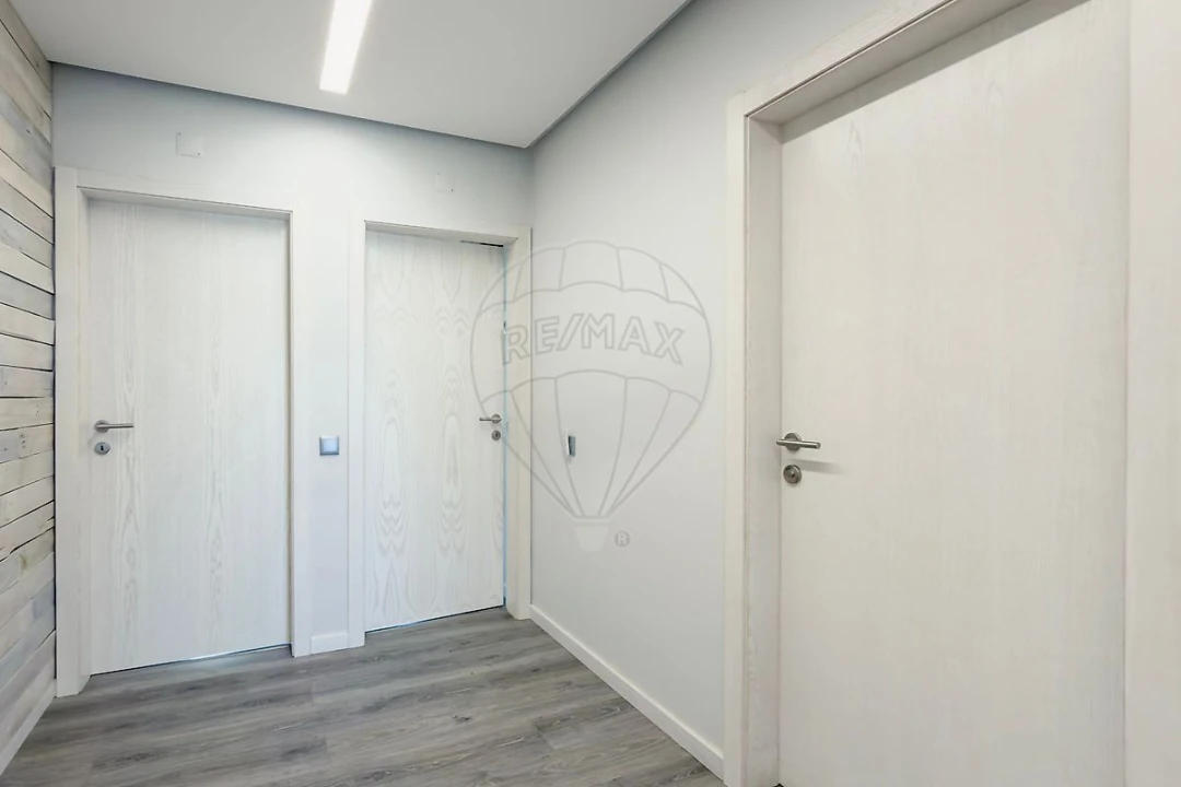 Apartamento T4 para Venda em Benedita Foto 1