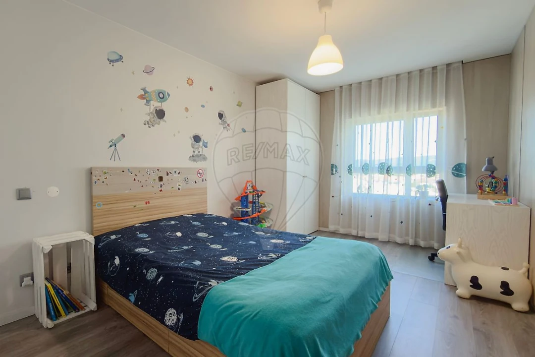 Apartamento T4 para Venda em Benedita Foto 6
