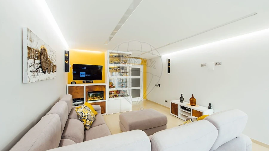 Apartamento T4 para Venda em Benedita