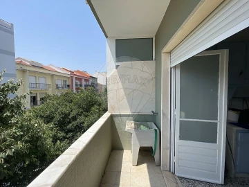 Apartamento T1 para Arrendamento em Benfica