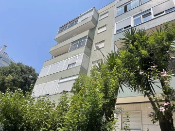 Apartamento T1 para Arrendamento em Benfica