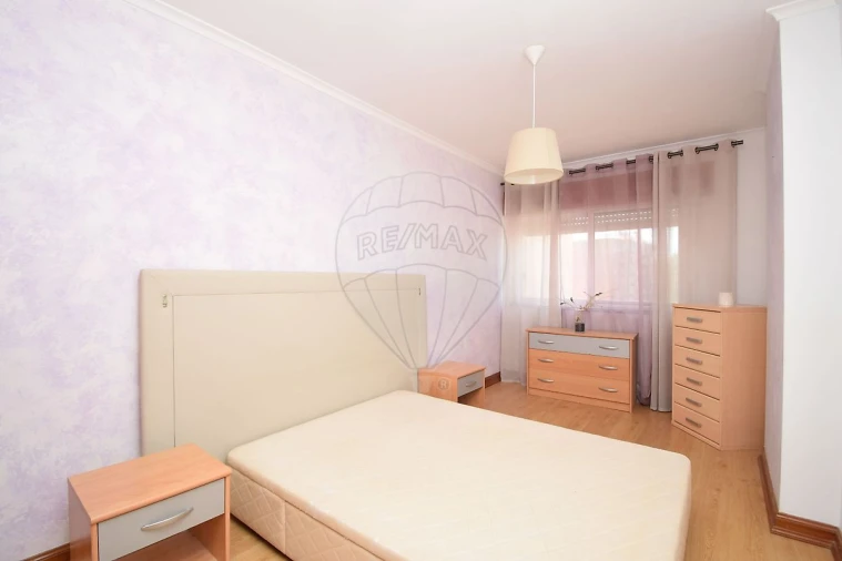 Apartamento T2 para Arrendamento em Algueirão-Mem Martins Foto 11