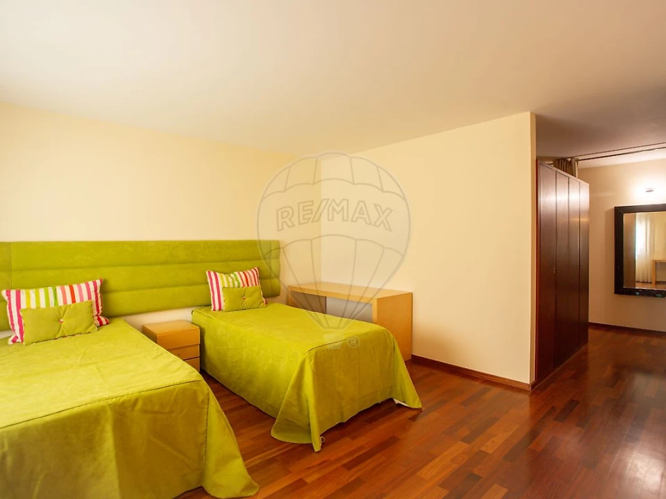 Apartamento T1 para Venda em Ramalde Foto 1