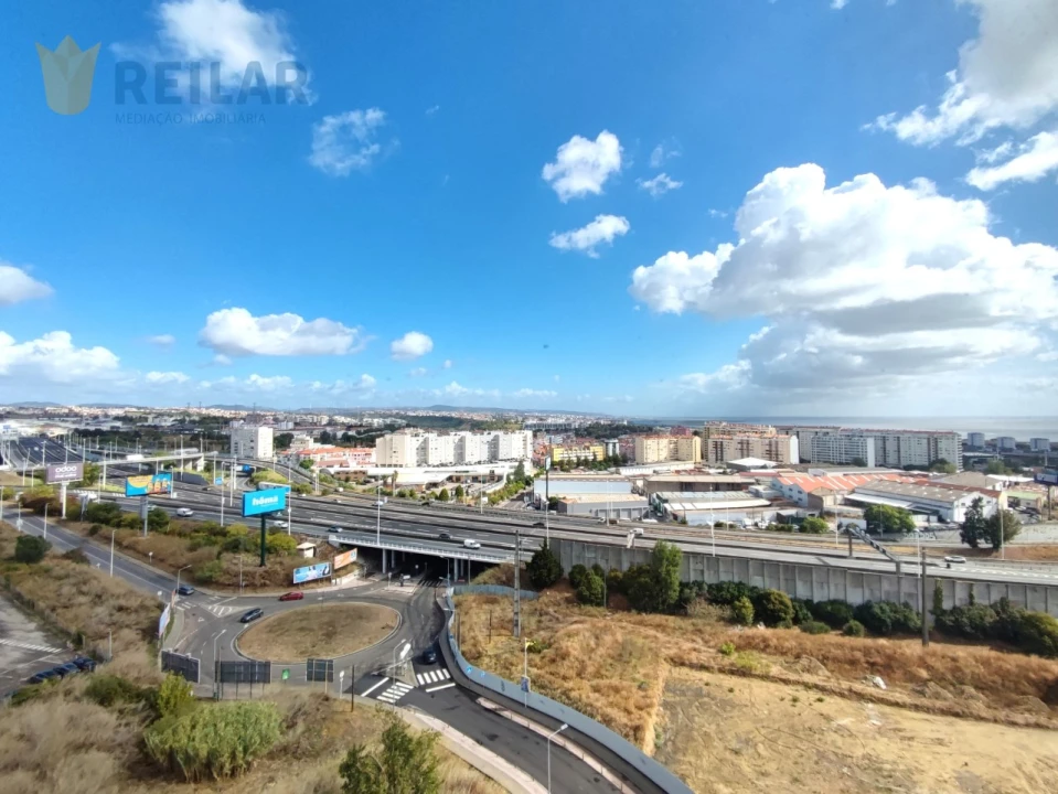 Apartamento T3 para Venda em Moscavide e Portela Foto 23