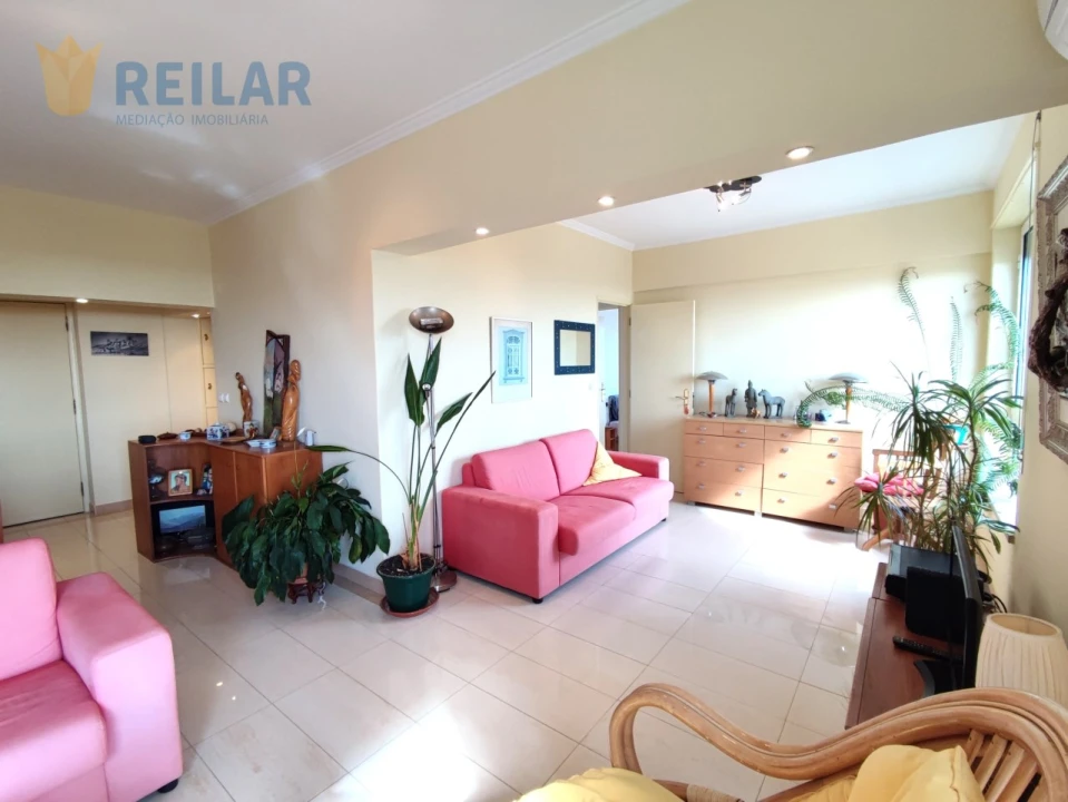 Apartamento T3 para Venda em Moscavide e Portela Foto 9