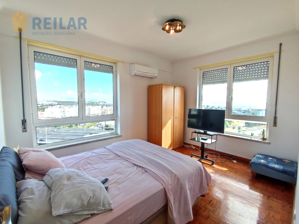 Apartamento T3 para Venda em Moscavide e Portela Foto 4