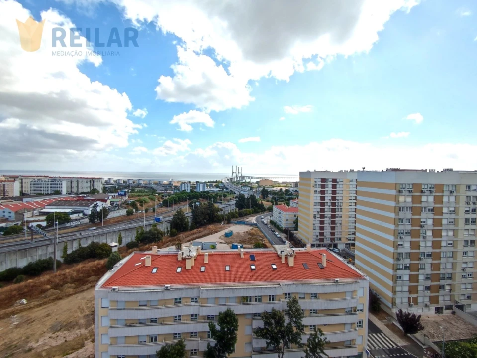 Apartamento T3 para Venda em Moscavide e Portela Foto 1