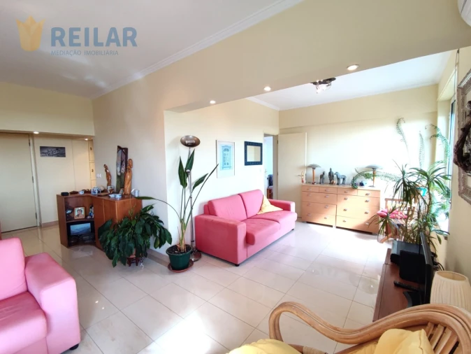 Apartamento T3 para Venda em Moscavide e Portela Foto 9