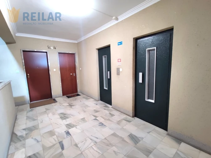 Apartamento T3 para Venda em Moscavide e Portela Foto 31