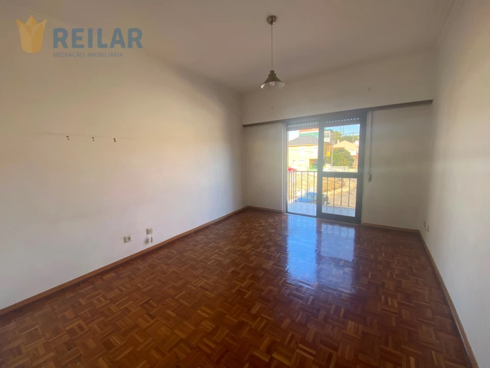 Apartamento T2 para Arrendamento em Póvoa de Santa Iria e Forte da Casa Foto 10