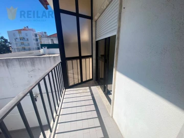 Apartamento T2 para Arrendamento em Póvoa de Santa Iria e Forte da Casa
