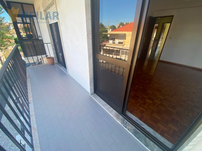 Apartamento T2 para Arrendamento em Póvoa de Santa Iria e Forte da Casa Foto 14