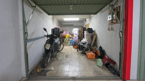 Garagem para Venda em Queluz e Belas