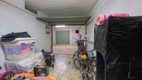 Garagem para Venda em Queluz e Belas