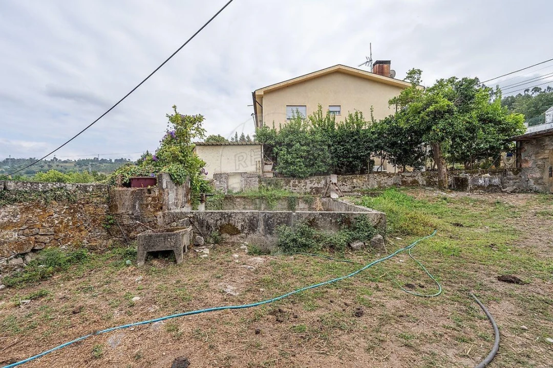 Moradia T5 para Venda em Águas Santas e Moure Foto 26