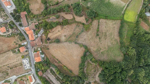 Moradia T5 para Venda em Águas Santas e Moure
