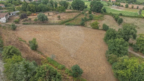 Moradia T5 para Venda em Águas Santas e Moure