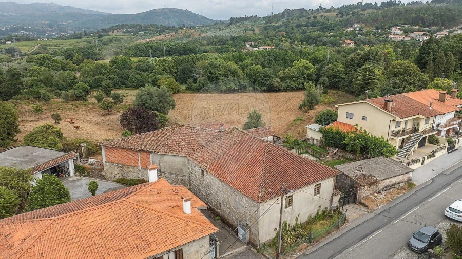 Moradia T5 para Venda em Águas Santas e Moure Foto 19