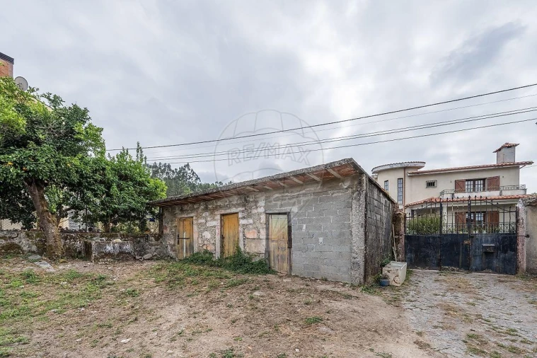 Moradia T5 para Venda em Águas Santas e Moure Foto 24