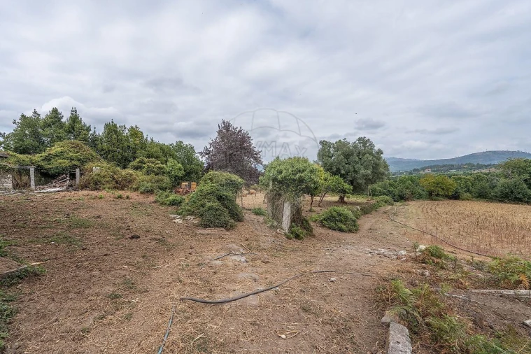 Moradia T5 para Venda em Águas Santas e Moure Foto 28