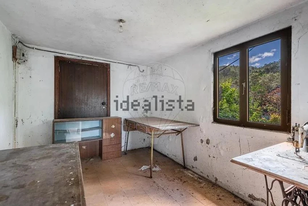 Moradia T1 para Venda em Sobradelo da Goma Foto 16