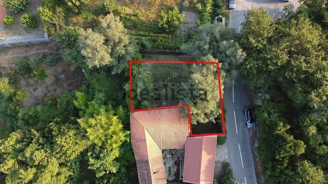 Moradia T1 para Venda em Campos e Louredo Foto 5
