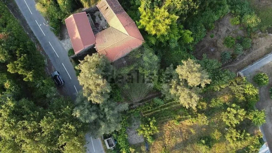 Moradia T1 para Venda em Campos e Louredo Foto 16