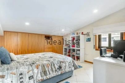 Moradia T6 para Venda em Lanhoso