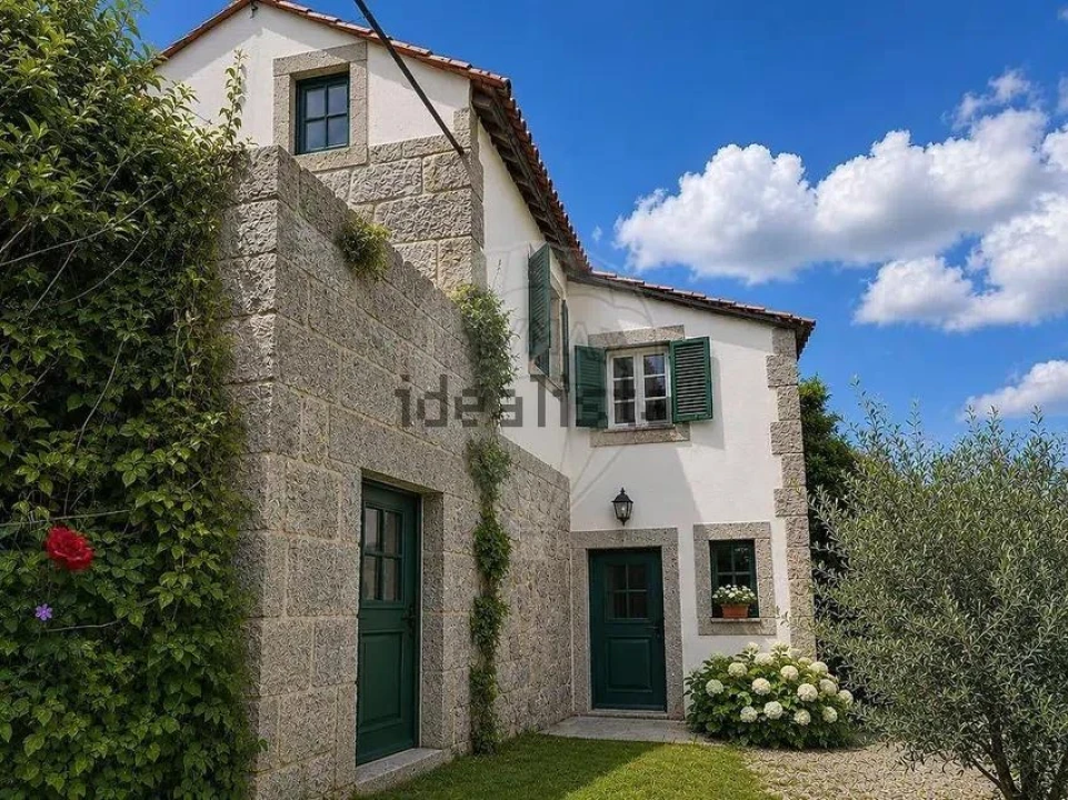 Moradia T1 para Venda em Freitas e Vila Cova Foto 1