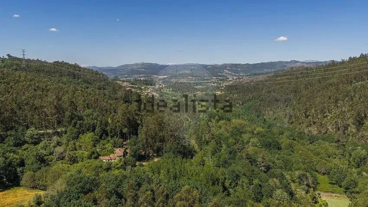 Moradia T1 para Venda em Freitas e Vila Cova Foto 15